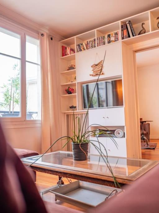 Tour Eiffel 10 Mins Bien Familial 3 Appartement Parijs